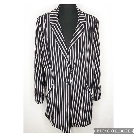 Torrid black pink white striped single button long blazer size 2 or 2X - Picture 1 of 14